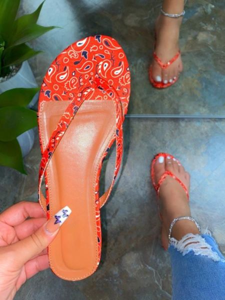 women beach flip flops 2020 summer flat shoes woman slip on sandals non-slip sole totem female fashion flip flop slides, Black
women beach flip flops 2020 summer flat shoes woman slip on sandals non-slip sole totem female fashion flip flop slides, Black