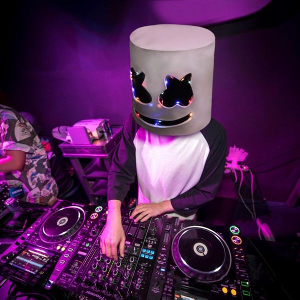 halloween led luminous headgear cos halloween party props marshmallow clothes dj head set syllable mask
halloween led luminous headgear cos halloween party props marshmallow clothes dj head set syllable mask