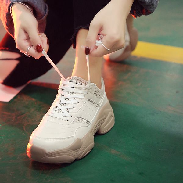 2020 triple-s designer paris 17fw triple s sneakers for men women black red white green casual dad shoes tennis increasing sneakers 35-40
2020 triple-s designer paris 17fw triple s sneakers for men women black red white green casual dad shoes tennis increasing sneakers 35-40
