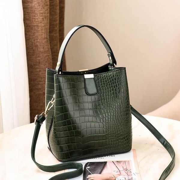 designer-ms. crocodile pattern bag 2019 new fashion trend in autumn and winter small bag bucket bag shoulder messenger pu handbag
designer-ms. crocodile pattern bag 2019 new fashion trend in autumn and winter small bag bucket bag shoulder messenger pu handbag