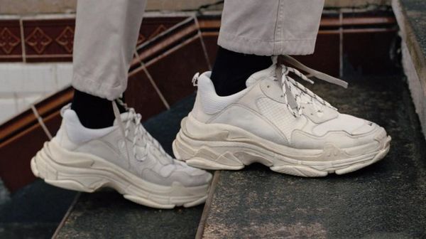 2019 multi luxury triple de igner low old dad neaker combination ole boot men women fa hion ca ual hoe high ize 36 45
2019 multi luxury triple de igner low old dad neaker combination ole boot men women fa hion ca ual hoe high ize 36 45
