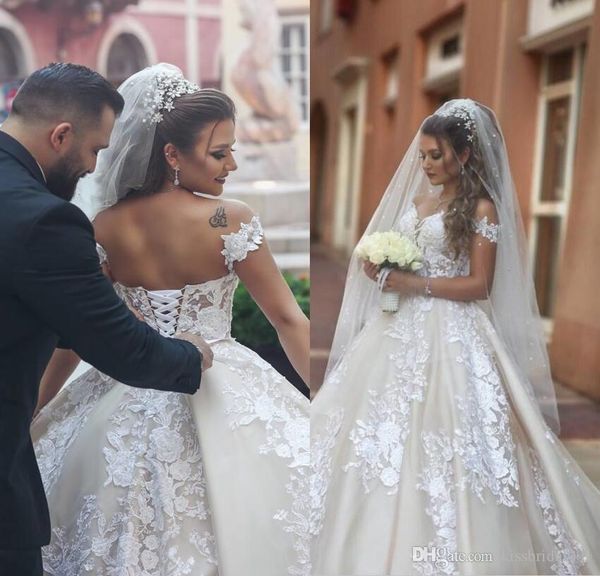 vintage lace arabic wedding dresses a line off the shoulder saudi bridal gowns lace up back long formal retro wedding gowns, White
vintage lace arabic wedding dresses a line off the shoulder saudi bridal gowns lace up back long formal retro wedding gowns, White