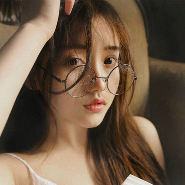 round full student myopia myopia glasses frame artistic thin frame metal plain glasses, Silver
round full student myopia myopia glasses frame artistic thin frame metal plain glasses, Silver