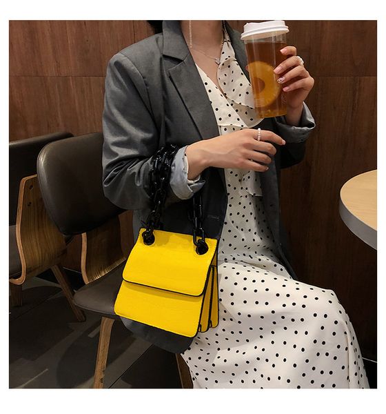 pu chain handbag 2019 new fashion messenger bag wild stone pattern shoulder bag
pu chain handbag 2019 new fashion messenger bag wild stone pattern shoulder bag