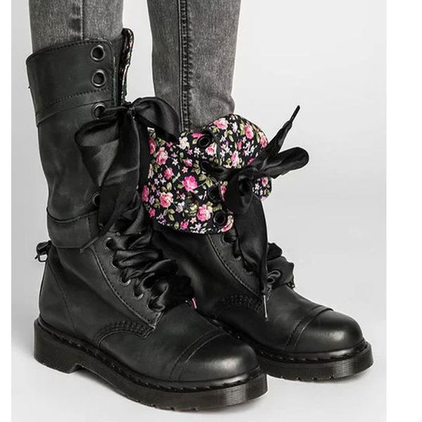 foreign trade women's booties large size classic lace boots outdoor riding boots winter autumn full manual cool, Black
foreign trade women's booties large size classic lace boots outdoor riding boots winter autumn full manual cool, Black
