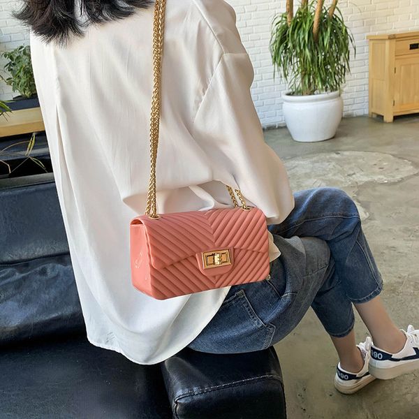 2020 new shoulder bag women's jelly bag lingge chain fashion multi-function mini crossbody lady
2020 new shoulder bag women's jelly bag lingge chain fashion multi-function mini crossbody lady