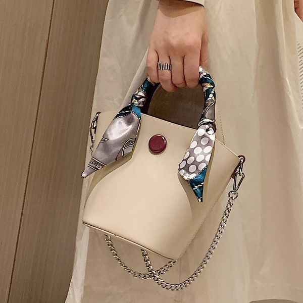 2019 fashion handbags with scraft ladies travel bucket bag bohemian chain shoulder messenger bag for women ins basket
2019 fashion handbags with scraft ladies travel bucket bag bohemian chain shoulder messenger bag for women ins basket