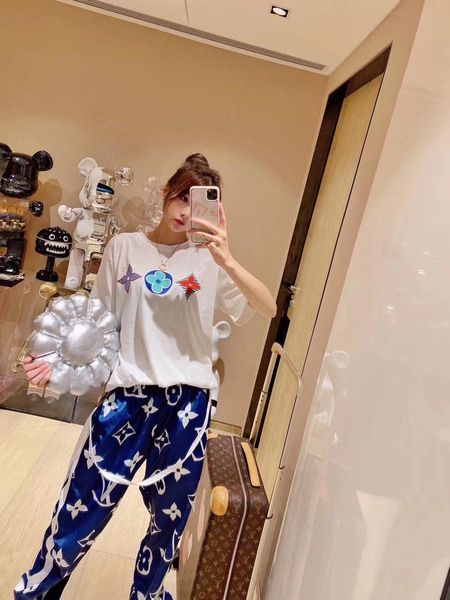 20ss women designer luxury pants casual street trousers comfortable stitching sides perfect side plaid elastic waistband pants, Black;white
20ss women designer luxury pants casual street trousers comfortable stitching sides perfect side plaid elastic waistband pants, Black;white