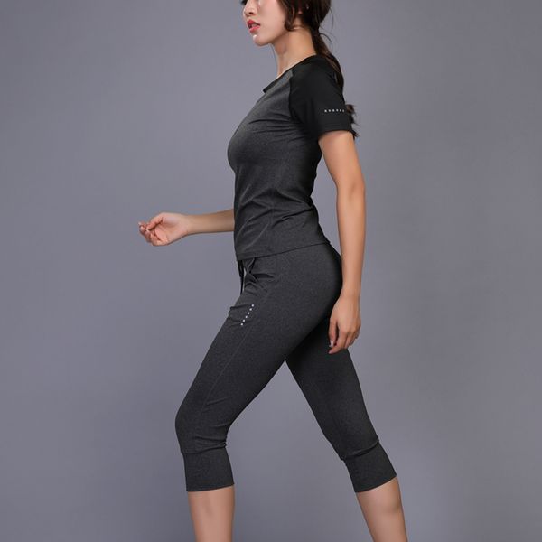 women 2 pieces yoga set gym fitness clothes tennis shirt+3/4 pants pocket running tights jogging crop leggings outdoor sport, White;red
women 2 pieces yoga set gym fitness clothes tennis shirt+3/4 pants pocket running tights jogging crop leggings outdoor sport, White;red