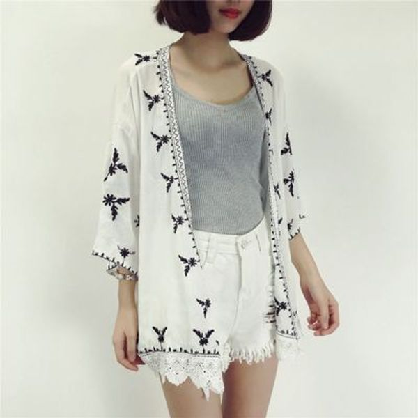 ethnic-style shawl embroidery cardigan half-sleeve shirt 2018 summer wear new style women's middle long coat sun shirt, White
ethnic-style shawl embroidery cardigan half-sleeve shirt 2018 summer wear new style women's middle long coat sun shirt, White