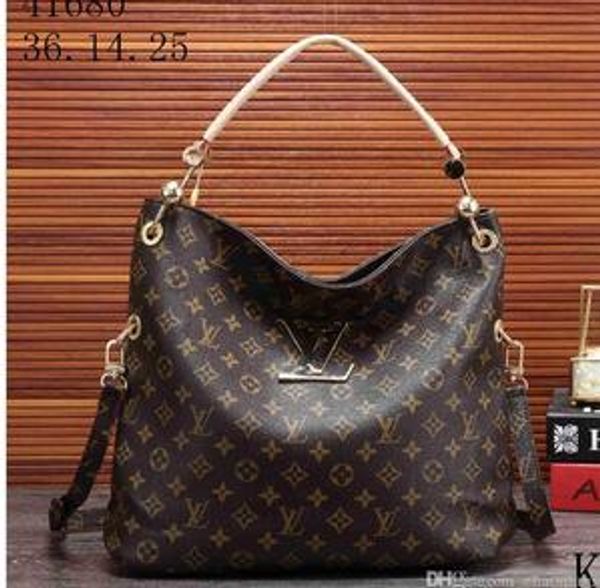 woman 2019 new messenger bag chains shoulder bag rivets transparent square pu handbag 03333
woman 2019 new messenger bag chains shoulder bag rivets transparent square pu handbag 03333