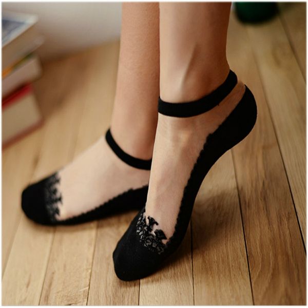 fashion thin section cotton bottom women summer lace short socks female non-slip crystal glass transparent style invisible sock, Black;white
fashion thin section cotton bottom women summer lace short socks female non-slip crystal glass transparent style invisible sock, Black;white