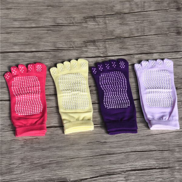 2 pairs women anti-slip yoga socks fingers fitness pilates gym five toe sport socks cotton colourful elastic winter, Black
2 pairs women anti-slip yoga socks fingers fitness pilates gym five toe sport socks cotton colourful elastic winter, Black