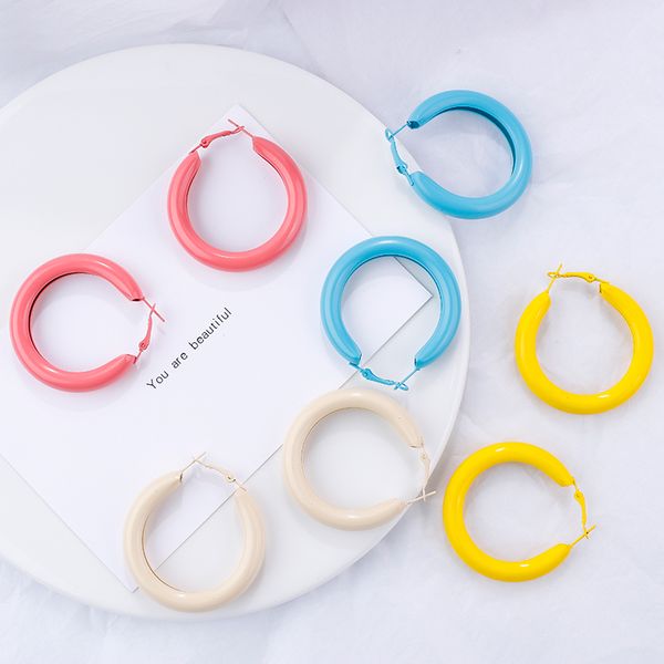 amorcome new fashion 2019 women punk big round hoop earrings modern candy color geometric circle earrings female jewelry gift, Golden;silver
amorcome new fashion 2019 women punk big round hoop earrings modern candy color geometric circle earrings female jewelry gift, Golden;silver