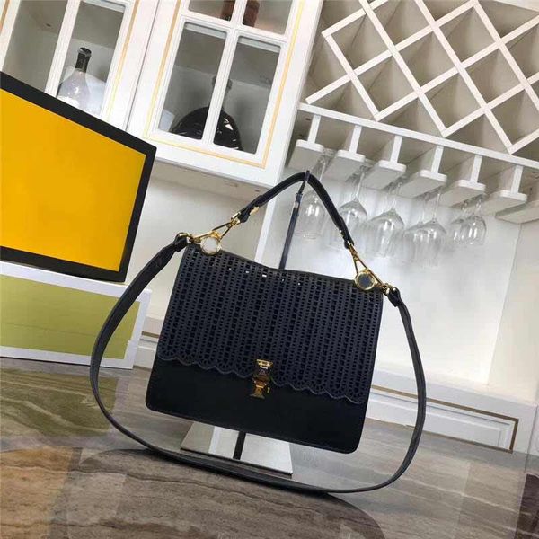 2019 designer luxury handbags purses women genuine leather New versatile bag Simple chain pack tote bag
2019 designer luxury handbags purses women genuine leather New versatile bag Simple chain pack tote bag