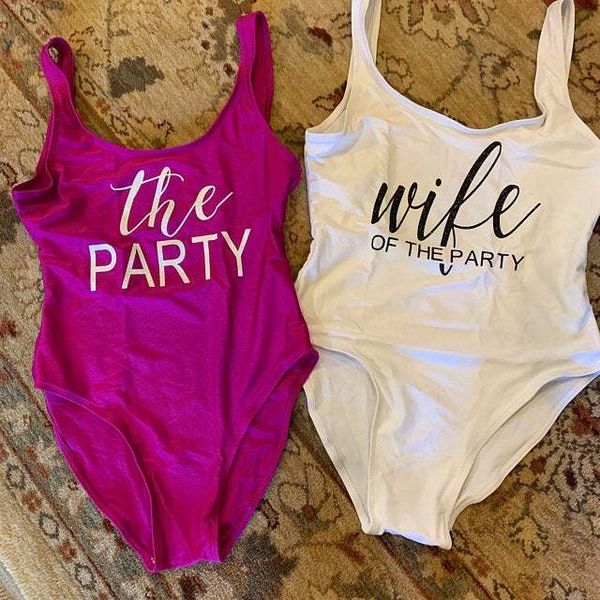 bachelorette party wife of the party one-piece swimsuits bridesmaid women team beachwear monokini halter print bathing suits y200319, White;black
bachelorette party wife of the party one-piece swimsuits bridesmaid women team beachwear monokini halter print bathing suits y200319, White;black