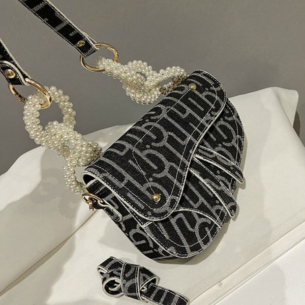 mini letter pu leather saddle bags for women 2020 fashion pearl solid crossbody shoulder messenger bag female handbags bag
mini letter pu leather saddle bags for women 2020 fashion pearl solid crossbody shoulder messenger bag female handbags bag