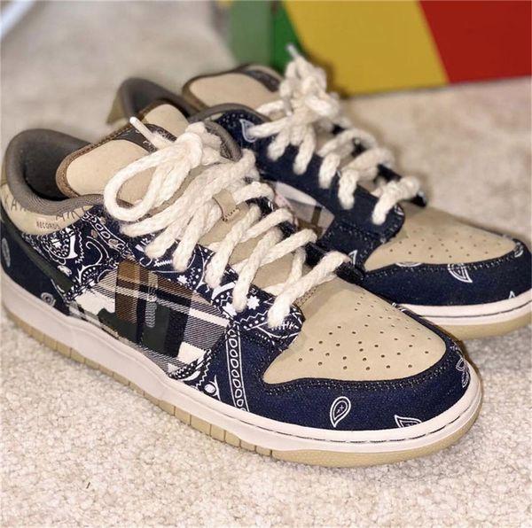 2020 authentic travis scott x sb dunk low basketball shoes man women cactus jack parachute beige petra brown black sneakers ct5053-001
2020 authentic travis scott x sb dunk low basketball shoes man women cactus jack parachute beige petra brown black sneakers ct5053-001