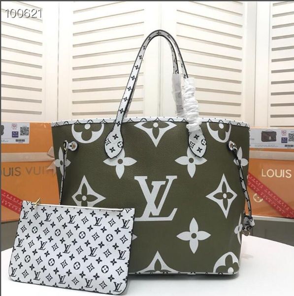 2020 wholesale price sell brand name fashion women genuine leather wristlet bag clutch chevron matelasse leather pouch
2020 wholesale price sell brand name fashion women genuine leather wristlet bag clutch chevron matelasse leather pouch