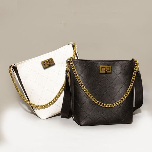 small fragrant wind quilted bag handbag 2018 new high-capacity bucket bag wandering hippie shoulder messenger bag tide
small fragrant wind quilted bag handbag 2018 new high-capacity bucket bag wandering hippie shoulder messenger bag tide