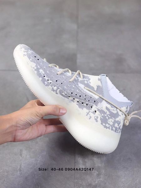 2019 fall 2019 v3 black white kanye west men black and white stars angel socks running shoes sports sneakers with original box
2019 fall 2019 v3 black white kanye west men black and white stars angel socks running shoes sports sneakers with original box