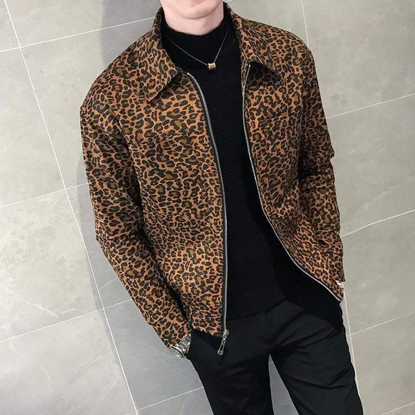 весна осень мужчины повседневная куртка leopard куртки модельер zipper casual coat 2020 новый тонкий fit printed пальто, Black;brown
весна осень мужчины повседневная куртка leopard куртки модельер zipper casual coat 2020 новый тонкий fit printed пальто, Black;brown