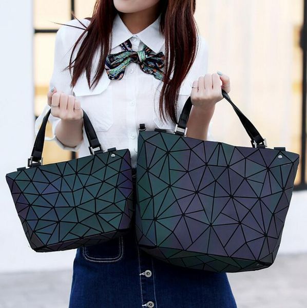 japan drop shipping luminous bag women's geometry lattic totes bag chain shoulder bags laser plain folding handbags
japan drop shipping luminous bag women's geometry lattic totes bag chain shoulder bags laser plain folding handbags