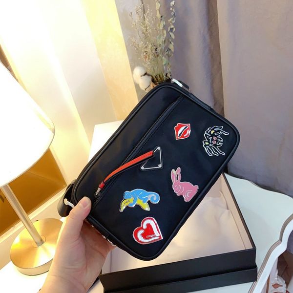 prada дизайнерские сумки на ремне высокое качество сумки женские сумки камера сумка crossbody messenger сумка леди сумка тотализатор кошельк
prada дизайнерские сумки на ремне высокое качество сумки женские сумки камера сумка crossbody messenger сумка леди сумка тотализатор кошельк