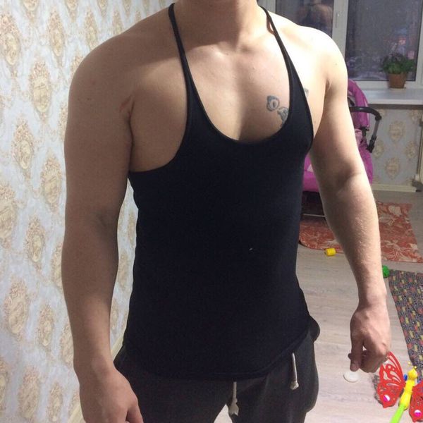 2020 new men gym singlet stringer muscle tank fitness sport shirt mens fitness singlet sleeveless running t shirts, Black;blue
2020 new men gym singlet stringer muscle tank fitness sport shirt mens fitness singlet sleeveless running t shirts, Black;blue