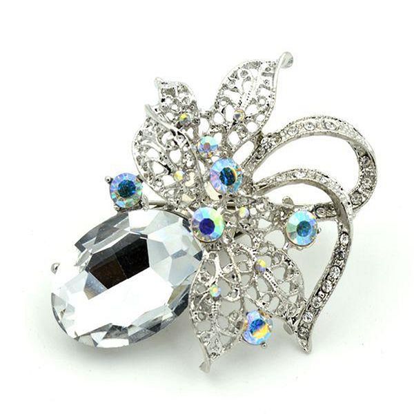 2" vintage look rhodium silver clear crystal and rhinestone diamante brooches, Gray
2" vintage look rhodium silver clear crystal and rhinestone diamante brooches, Gray