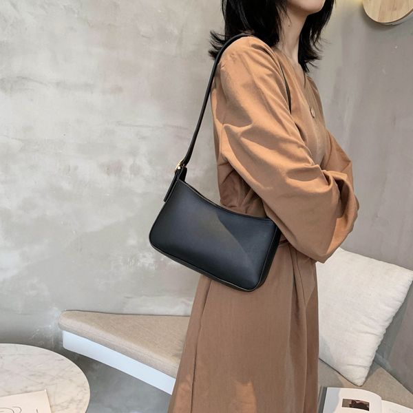 2020 spring and summer new ladies armpit bag solid color square shoulder bag fashion temperament simple clutch women's
2020 spring and summer new ladies armpit bag solid color square shoulder bag fashion temperament simple clutch women's