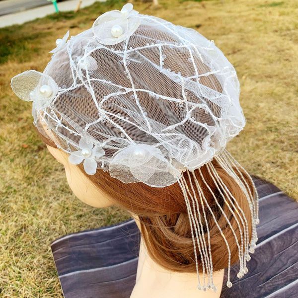 2020 новый white lace mesh невеста veil fairy выпускного вечера венчания партии шарика кисточкой hat элегантный дамы кружева головной убор i
2020 новый white lace mesh невеста veil fairy выпускного вечера венчания партии шарика кисточкой hat элегантный дамы кружева головной убор i