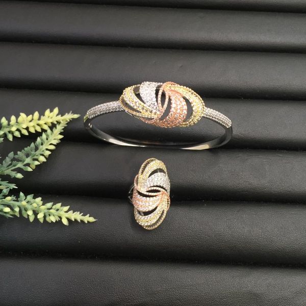lanyika fashion jewelry abstract distinctive conch micro plated party romantic bangle with ring banquet daily gift, Silver
lanyika fashion jewelry abstract distinctive conch micro plated party romantic bangle with ring banquet daily gift, Silver