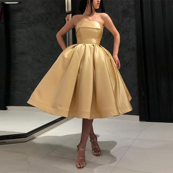 elegant gold prom dresses 2020 strapless ball gown knee length formal lace up back cocktail party gown, White;black
elegant gold prom dresses 2020 strapless ball gown knee length formal lace up back cocktail party gown, White;black