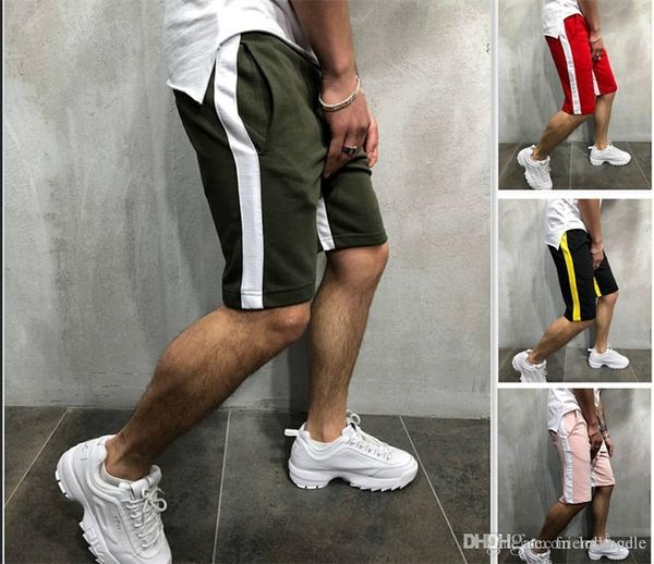 summer mens designer short pants panelled workwear teenager loose sports clothing casual running relaxed apparel, White;black 
summer mens designer short pants panelled workwear teenager loose sports clothing casual running relaxed apparel, White;black
