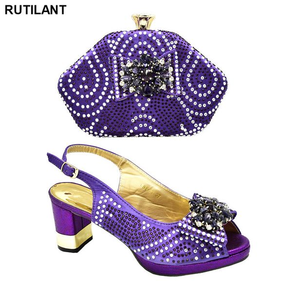 latest design italian ladies shoe and bag set decorated with rhinestone african women italian shoe and bag set for party wedding, Black
latest design italian ladies shoe and bag set decorated with rhinestone african women italian shoe and bag set for party wedding, Black