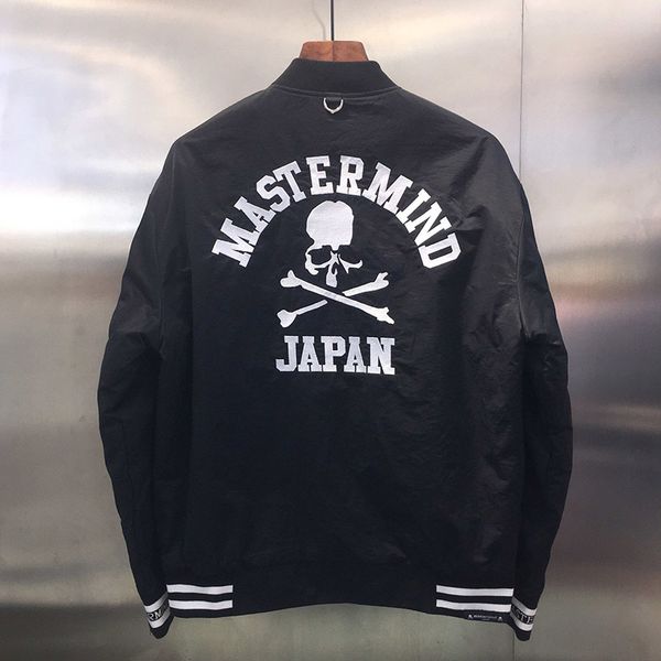 2019 fall winter mastermind japan jacket men women embroidery skulls stand collar button jacket thick coats, Black;brown
2019 fall winter mastermind japan jacket men women embroidery skulls stand collar button jacket thick coats, Black;brown