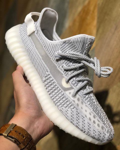 Newest Authentic 350 V2 Static Reflective Sply Zebra Sneaker Kanye West White Athletic High Quality Sports Running Shoes EF2367 With Box
Newest Authentic 350 V2 Static Reflective Sply Zebra Sneaker Kanye West White Athletic High Quality Sports Running Shoes EF2367 With Box