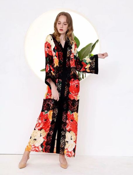 2019 women's runway dresses v neck long sleeves lace patchwork floral printed loose design fashion casual high street dresses, Black
2019 women's runway dresses v neck long sleeves lace patchwork floral printed loose design fashion casual high street dresses, Black