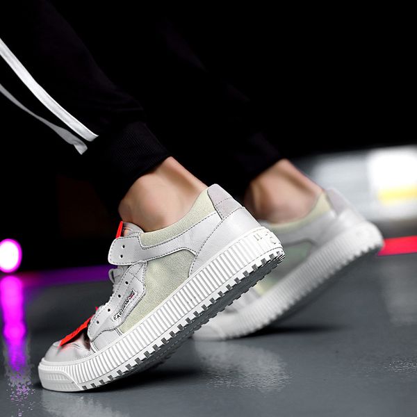 2019 spring and autumn new student fashion hit color tide korean version of youth vitality low help men's board shoes, Black
2019 spring and autumn new student fashion hit color tide korean version of youth vitality low help men's board shoes, Black
