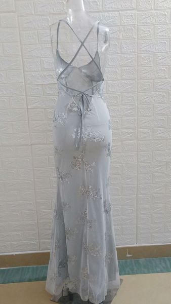 a generation of fat european and american womens sequined v-neck strappy backless big swing dress evening dress length skirt, White;black
a generation of fat european and american womens sequined v-neck strappy backless big swing dress evening dress length skirt, White;black