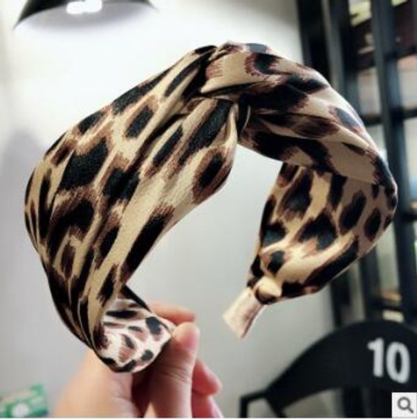 36pcs/lot diy multi fabrics stripe contrast color headband leopard cross widen hair care & styling tools hair accessories ha723, Brown
36pcs/lot diy multi fabrics stripe contrast color headband leopard cross widen hair care & styling tools hair accessories ha723, Brown