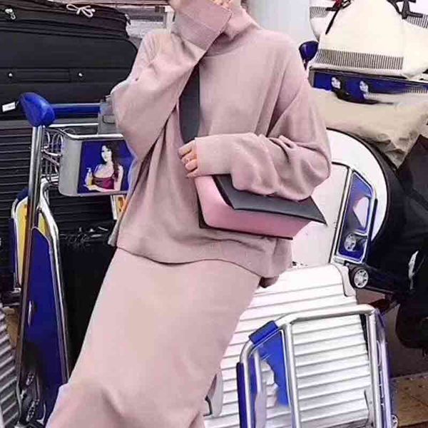 envelope hand rubbing shoulder bean curd cross body luxury handbags women designer famous brands cow leather color matching
envelope hand rubbing shoulder bean curd cross body luxury handbags women designer famous brands cow leather color matching
