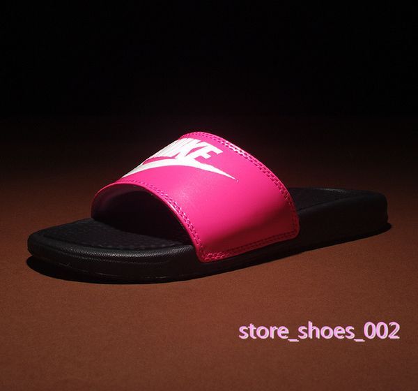 2020 new color ladies summer sandals beach slippers ladies slippers word drag pink luxury designer slippers, Black;grey
2020 new color ladies summer sandals beach slippers ladies slippers word drag pink luxury designer slippers, Black;grey