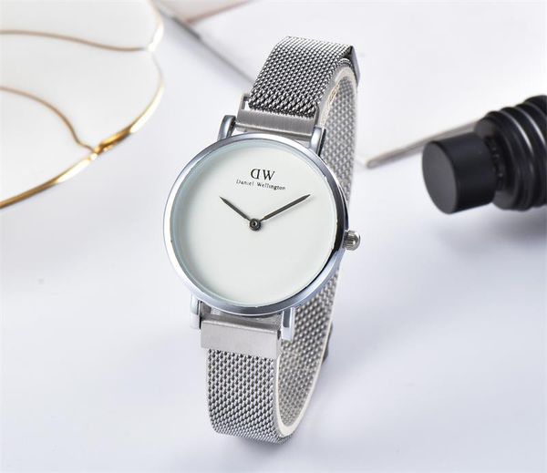 2019dw new super gift watches luxury women stainless steel mesh wristwatches ultra thin dial clock women quartz-watch, Slivery;brown
2019dw new super gift watches luxury women stainless steel mesh wristwatches ultra thin dial clock women quartz-watch, Slivery;brown