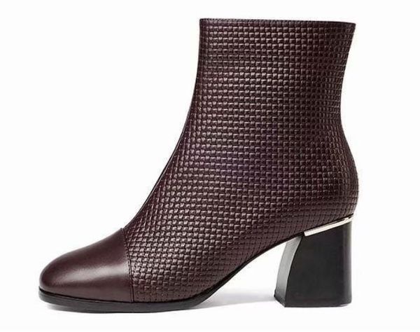 2019 women's boots in winter with new style high heel coarse heel square head @6079, Black
2019 women's boots in winter with new style high heel coarse heel square head @6079, Black