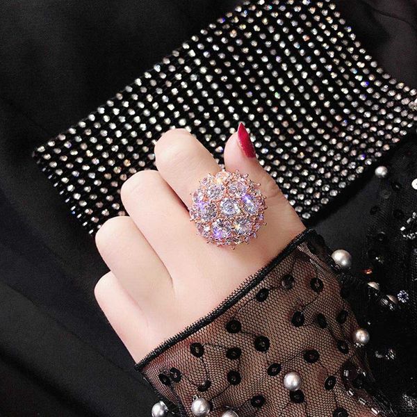 luxury big full zircon stone ring female engagement ring vintage party wedding band crystal flower rings for women, Slivery;golden
luxury big full zircon stone ring female engagement ring vintage party wedding band crystal flower rings for women, Slivery;golden