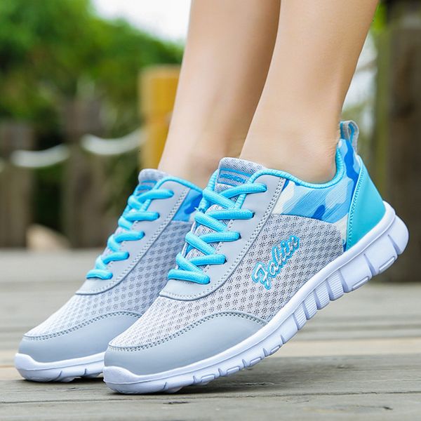 ultra light women running shoes breathable lace-up non-slip flats sneakers ladies mesh outdoor trainers athletic shoes gym shoes
ultra light women running shoes breathable lace-up non-slip flats sneakers ladies mesh outdoor trainers athletic shoes gym shoes