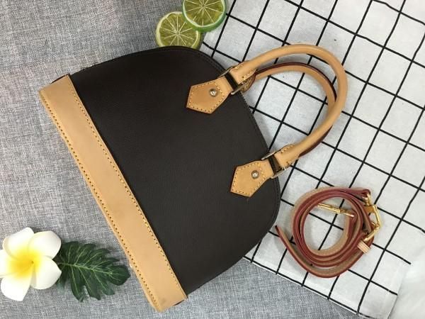 Сумка Alma BB Сумка Alma окисляется кожаный кошелек Высококачественные сумки 100% натур
Сумка Alma BB Сумка Alma окисляется кожаный кошелек Высококачественные сумки 100% натур