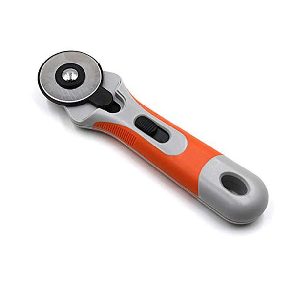 45mm patchwork roller wheel round knife tailor rotary cutter rotary cutter fabric paper circular cutting patchwork craft leather
45mm patchwork roller wheel round knife tailor rotary cutter rotary cutter fabric paper circular cutting patchwork craft leather